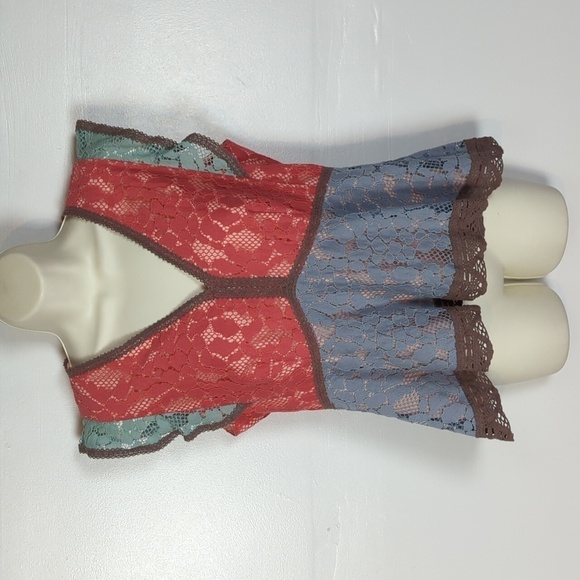 Sundance Vintage Days Lace Peplum Top - Picture 1 of 11